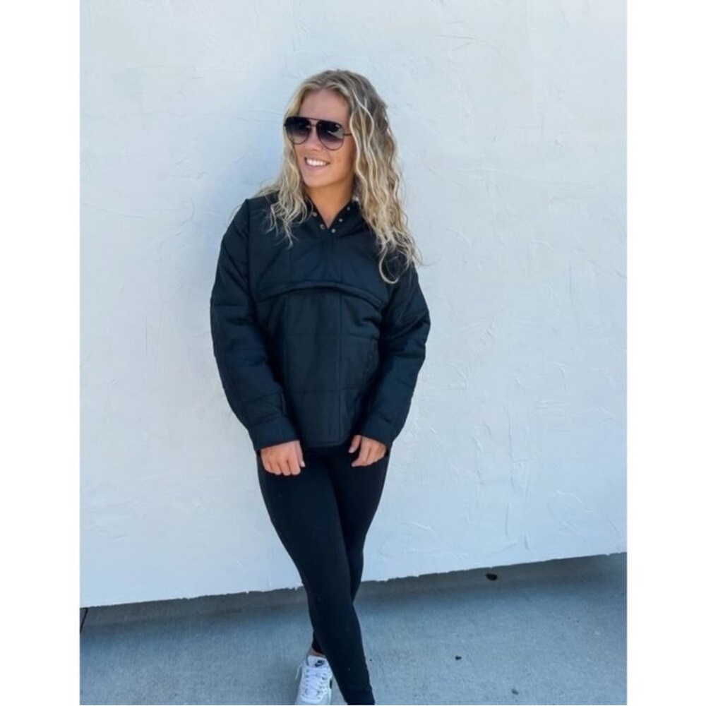 🖤 NWOT The Peyton Black Hooded Puffer Snap Button Neckline Women’s Plus Size 2X!